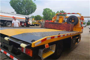 石城附近拖车电话号码服务